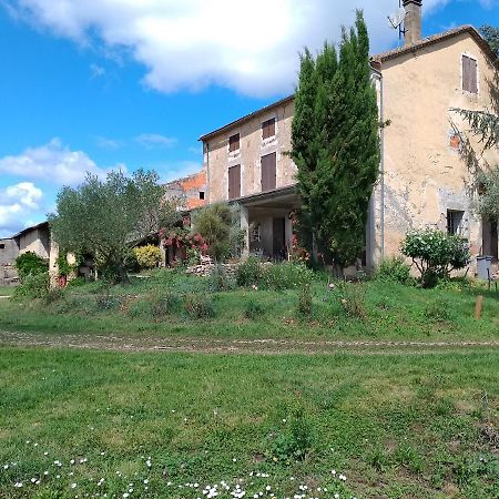 Appartamento La Rivière Damazan Esterno foto